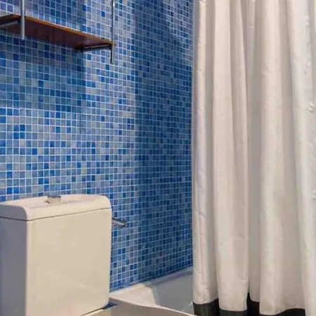 Junto A Calle Betis Y Plaza De Cuba شقة إشبيلية